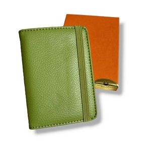 CAMPO MARZIO DESIGNS Light Green Credit Card Holder w/ Elastic